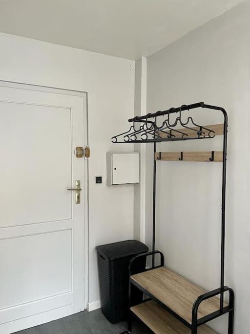 Le Studio Du Port Châteauneuf-sur-Loire Eksteriør billede
